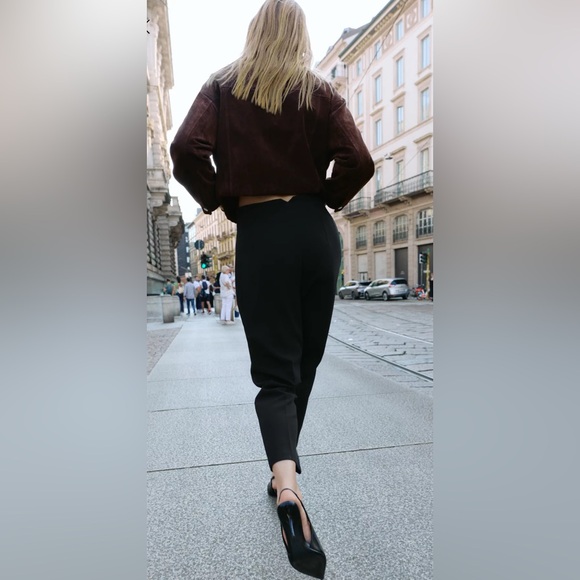 NWOT ZARA Pants With a High Waist Black - Picture 2 of 8